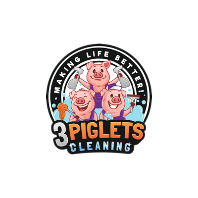 3pigletscleaning