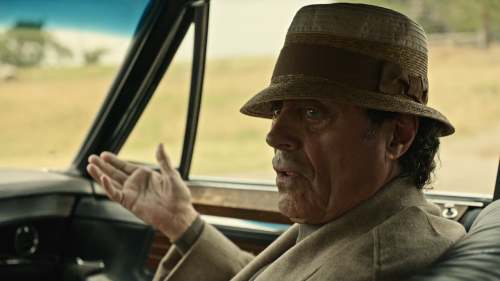 American.Gods.S01E02.720p.WEBRip.X264-DEFLATE.mkv_snapshot_22.16_2017.05.22_08.36.52.png