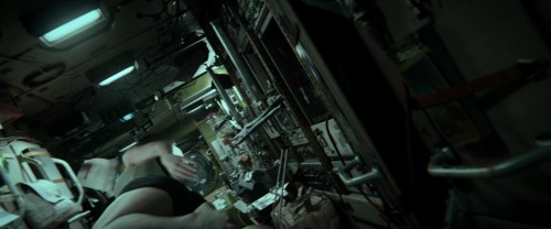 Gravity.2013.1080p.BluRay.DTS.x264 HDMaNiAcS[(058309)2018 11 17 14 17 10]