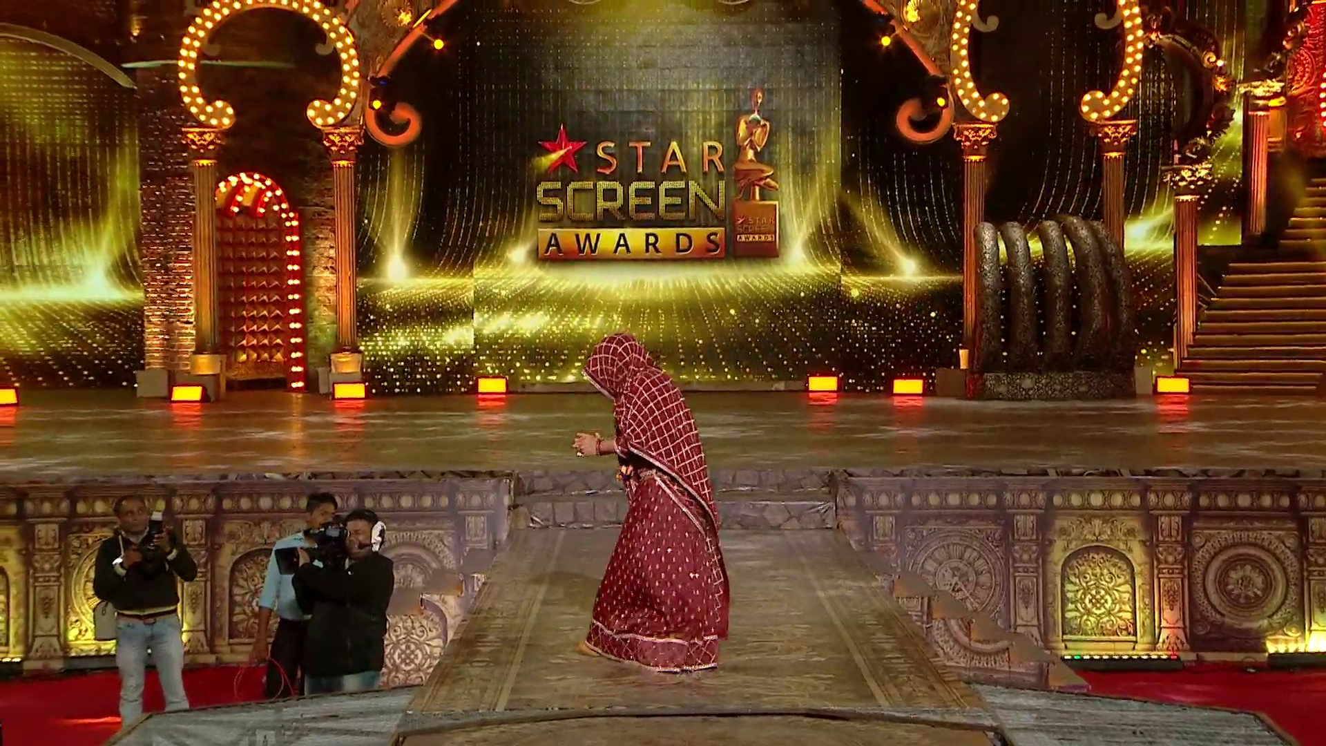 Star Screen Awards (Main Event) (2018) 1080p - WEB DL - AVC - AAC-Team IcTv Exclusive Star Screen Awards (Main Event) (2018) 1080p - WEB DL - AVC - AAC-Team IcTv Exclusive