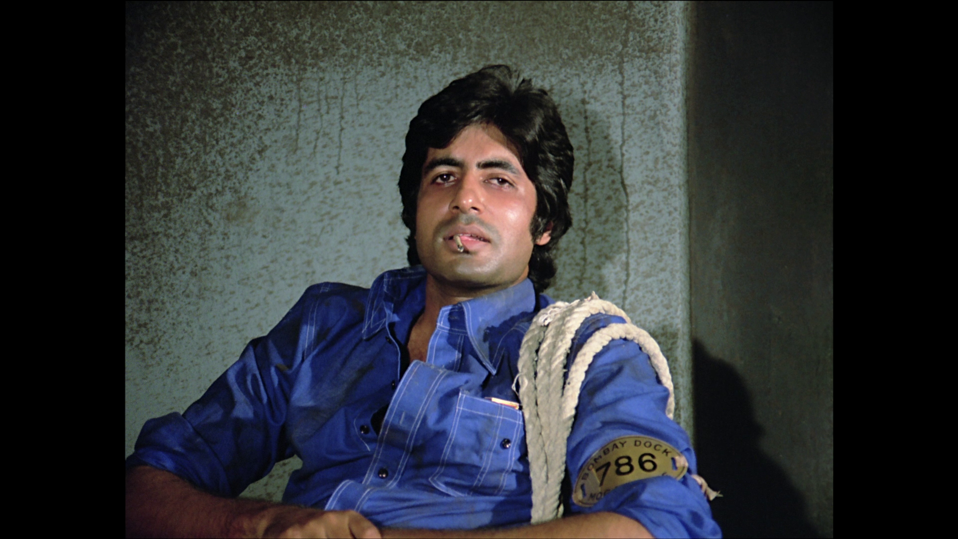 Deewaar (1975) BluRay 1080p Remux AVC DTS-HD MA 2.0-DDR Exclusive Deewaar (1975) BluRay 1080p Remux AVC DTS-HD MA 2.0-DDR Exclusive