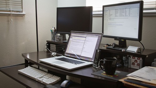 fstoppers home office desk feature