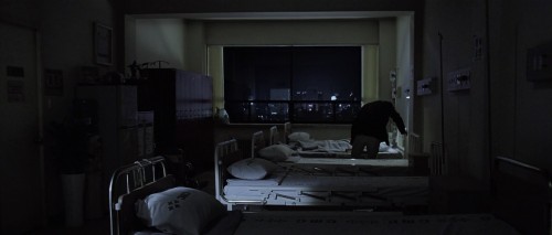 Chugyeogja.2008.720p.BluRay.DD5.1.x264 EbP.mkv snapshot 02.00.16 [2020.07.18 22.01.41]