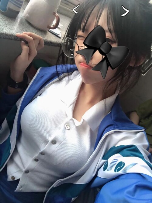 Pbky7U.jpg