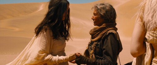 Mad.Max.Fury.Road.2015.1080p.BluRay.DTS.x264 TayTO.mkv snapshot 01.20.22 [2021.05.25 16.10.59]