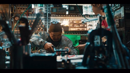 Sweet.Home.2020.S01E04.ViE.1080p.NF.WEB DL.DDP5.1.x264 MTP.mkv snapshot 40.54 [2021.08.29 08.12.56]