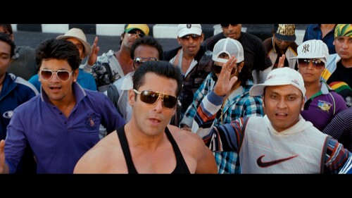 Dhinka Chika (from 'Ready') Salman Khan, Asin Thottumkal Pritam.mkv snapshot 03.15.375