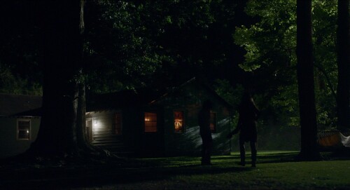 American.Ultra.2015.BluRay.1080p.DTSX HD.MA.7.1.x264 MTeam.mkv snapshot 01.00.55 [2022.03.11 00.22.5