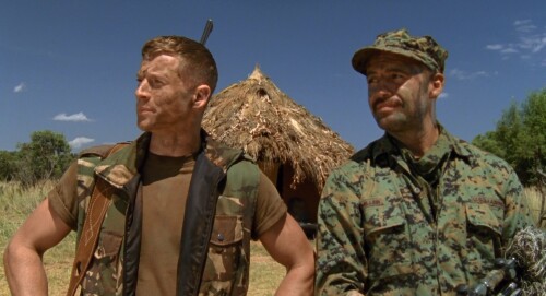 Sniper.Reloaded.2010.1080p.BluRay.DTS.x264 VietHD.mkv snapshot 01.10.30 [2022.05.01 23.18.48]