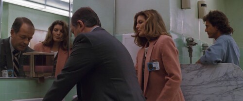 Lethal.Weapon.3.1992.720p.BluRay.DTS.x264 SbR.mkv snapshot 00.50.26 [2022.09.22 17.12.23]
