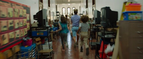 Cooties.2014.ViE.1080p.BluRay.DTS.x264 HDS.mkv snapshot 00.40.30 [2022.10.24 12.47.48]