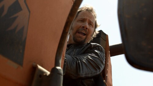 Tremors.5.Bloodlines.2015.ViE.720p.BluRay.x264 ROVERS.mkv snapshot 00.50.16 [2022.12.16 10.40.27]