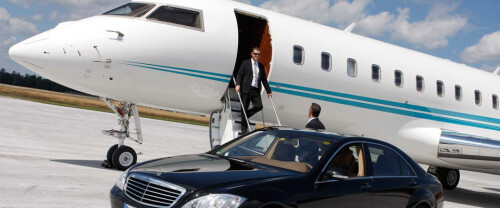 By hiring a professional chauffeur car service any traveller can not only get a safe and comfortable journey but also reach their destinations on time.
Read this post at: https://tinyurl.com/4xpkuvky